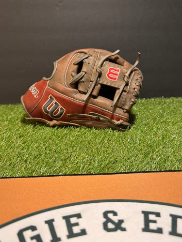 Discontinued December 2023 “Glove of the Month” Wilson A2000 PF88 RH Infield Baseball Glove 11.25”