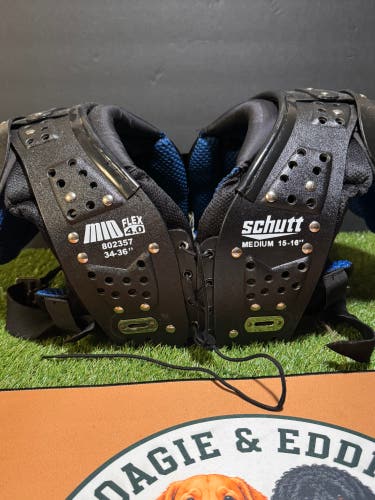 Medium Youth Schutt Mid flex 3.0 Shoulder Pads (Used)