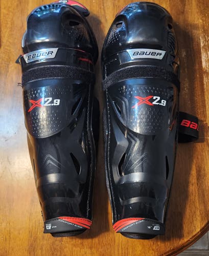 Senior Bauer Vapor X2.9 16" Shin Pads (New)