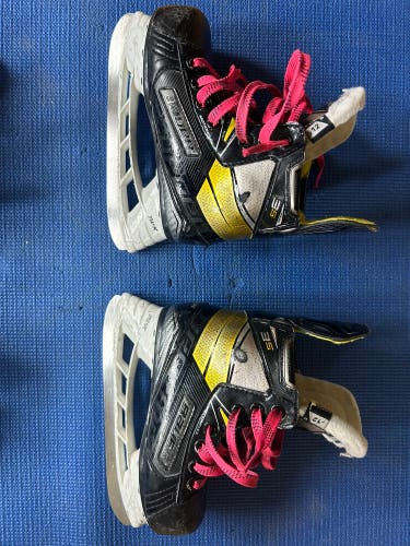 2020 Bauer Supreme 3S Hockey Skates Regular Width 12 (Used)