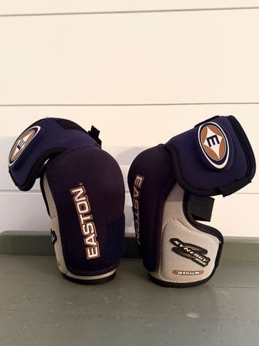 Senior Medium Easton Synergy Elbow Pads (Used)