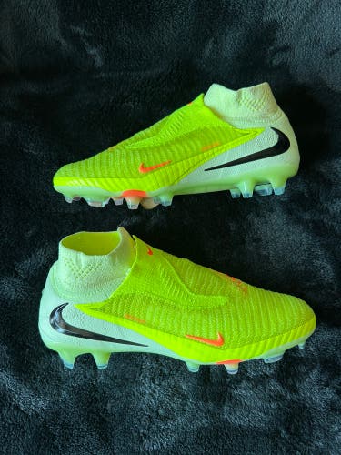 Yellow Men's Size M 5.5 (W 6.5) Nike Phantom 6 Elite Cleats (New)