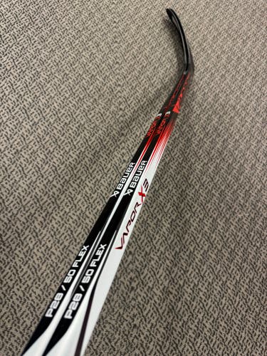 2-Pack Junior Bauer Vapor X3 Right Handed Hockey Stick P28 50 Flex (New)