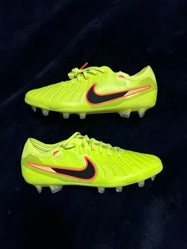 Yellow Men's Size M 6.5 (W 7.5) Nike Tiempo Legend 10 Elite Cleats (New)