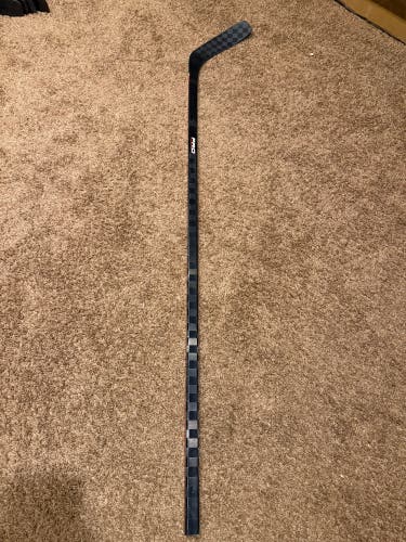 Senior Right Handed Hockey Stick P88 70 Flex Pro Stock (Used)