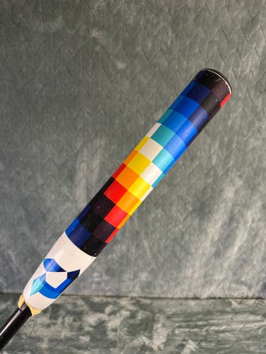 White 2023 DeMarini Prism+ Composite Bat (-11) Composite 20 oz 31" (Used)