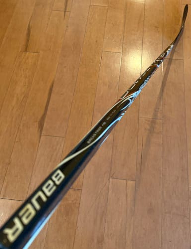 Bauer Vapor X 4.0 Griptac Ice Hockey Stick | RH | 77 Flex | P92 Backstrom Lie 6 (Used)
