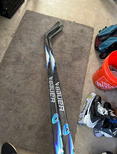 NEW Senior Bauer Vapor Flylite Right Handed Hockey Stick P28 87 Flex (New)