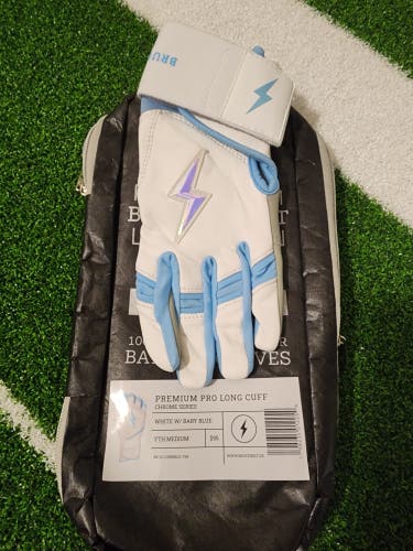 Youth Medium Batting Gloves (New)