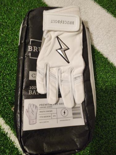 Youth Medium Batting Gloves (New)