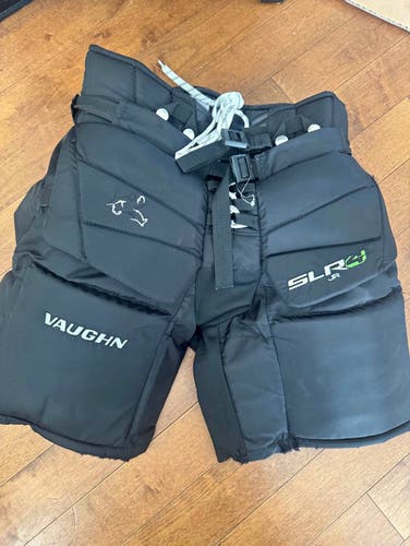 Vaughn Ventus SLR4 Hockey Goalie Pants (Junior Large)