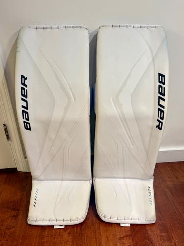 36” / XL 2025 Bauer Supreme FlyLite Goalie Leg Pads White (Used)