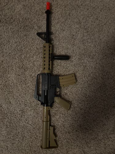 *Airsoft gun*
