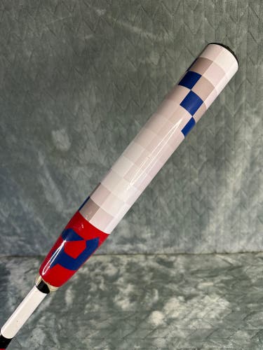 Red 2023 DeMarini Prism+ Composite Bat (-11) Composite 20 oz 31" (Used)
