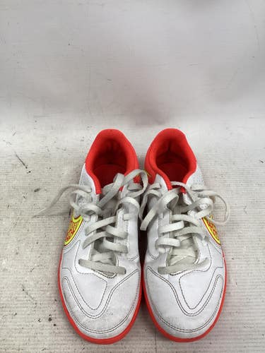 Used Nike Soccer Indoor Shoes White Junior 01.5 11851-S000050580