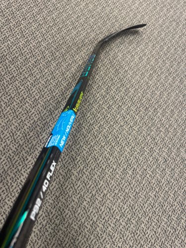 Junior Bauer Supreme Left Hand Hockey Stick P92 40 Flex (New)