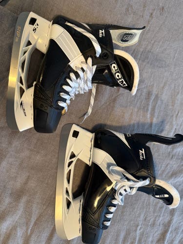Black/White 2024 CCM Tacks 652 Hockey Skates Wide Width 7.5 (like new)