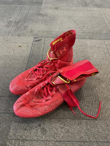 Used Under Armour HIGHLIGHT MC Adult FB Cleats Red Senior 11.5 11614-S000242266