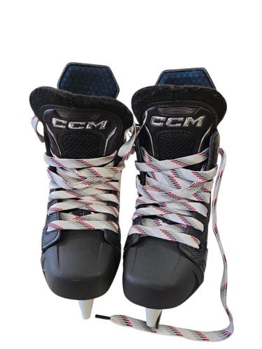 Used CCM HOCKEY SKATES Youth Hockey Skate Youth 10.5 11450-S000527017