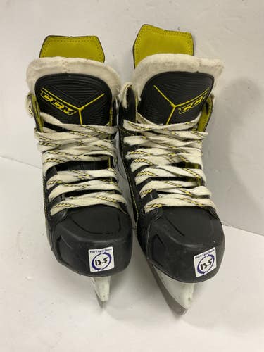 Used CCM SUPER TACKS 9380 Youth Hockey Skate Black And Yellow Youth 13.5 11855-S000208239