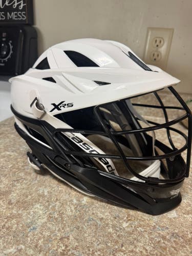 Cascade XRS pro youth lacrosse player lax Helmet kids one size OSFA full face