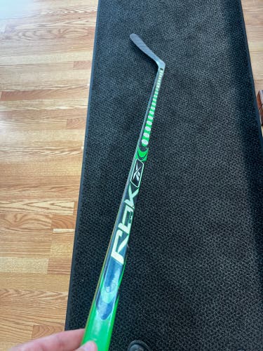 RARE Reebok (O-Stick) 9K