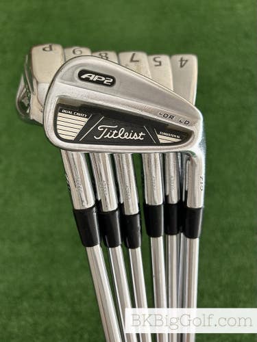 Titleist AP2 710 Forged Iron Set 4-P / KBS Tour 120 Stiff