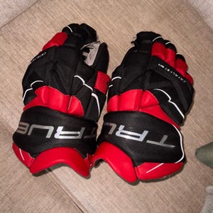 True Catalyst 9x3 Gloves 14" (Used)