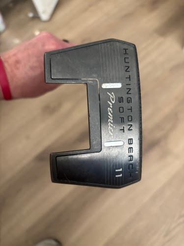 Cleveland Huntington Beach Soft Left Hand Putter 35" (Used)