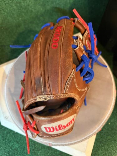 Wilson A2000 RH Infield Baseball Glove 11.75" (Used)