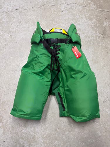 SR Medium CCM Pro Stock HPTKXP Hockey Pants (New) TORONTO MAPLE LEAFS ST’PATS Pro Stock