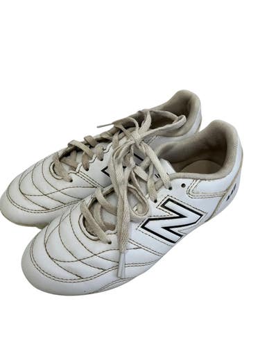 Used New Balance 442 Soccer Cleats White Junior 01.5 11692-S000155526