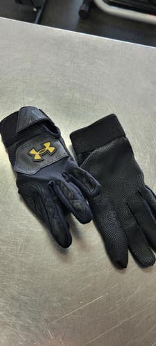 Used Under Armour BB/SB Batting Gloves Black MD 11497-S000160610