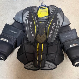Bauer Supreme S29 Goalie Chest Protector (Senior Small)