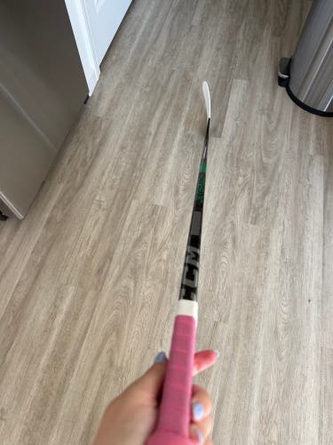 Intermediate CCM JetSpeed FTW Right Handed Hockey Stick 55 Flex (Used)