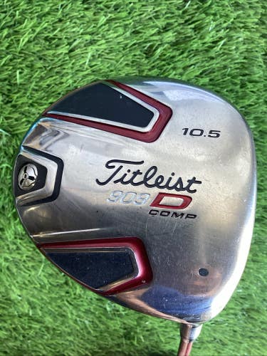 Titleist 909D Comp Driver 10.5* With Matrix Ozik Xcon-5 Regular Graphite Shaft