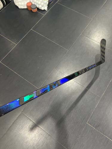 CUSTOM CURVE 1 OF 1 CCM Ribcor Trigger 10 Pro Left Hand Hockey Stick Pro Stock (New)