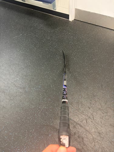 Intermediate CCM Ribcor Trigger 9 Right Handed Hockey Stick P29 65 Flex (Used)