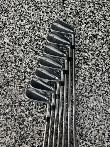Men's 2025 TaylorMade P-790 Right Handed Iron Set Stiff Flex (New)