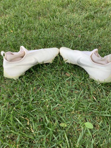 Men's Size M 10.0 (W 11.0) Nike Vapor edge pro 360 Low Top Trainers (Used)