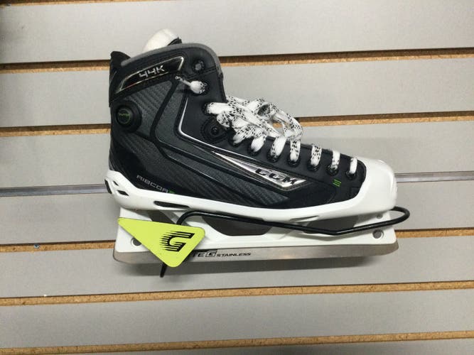 CCM Ribcor 44K Hockey Goalie Skates Regular Width 9.5 (New)