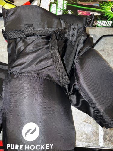 Youth Small Pure Hockey Hockey Pants (Used)