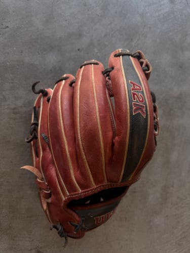 2025 Wilson A2K Infield Softball Glove 11.75" (Used)