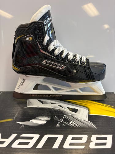 2018 Bauer Supreme 2S Pro Hockey Goalie Skates Regular Width Size 4.5 (New)