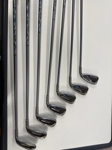 2014 Ping G30 Right Handed Iron Set Regular Flex Graphite Shaft (7 Clubs) #5 - #9, PW, UW 35" (Used)