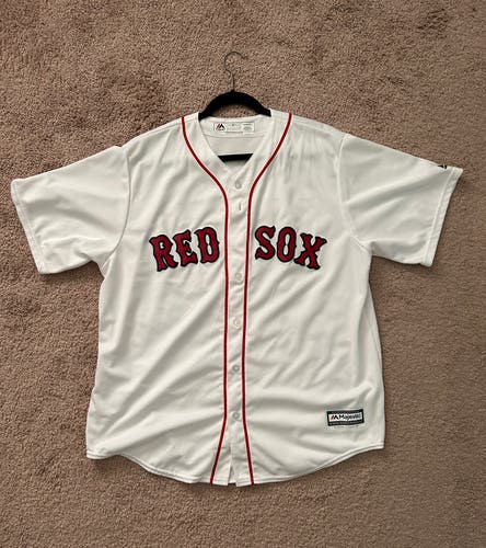 White XL Men's Majestic Jersey (Used)