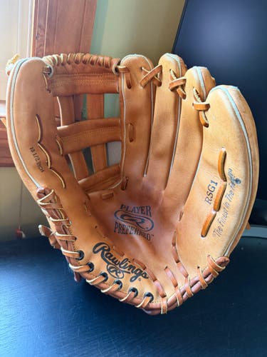 Rawlings RH Outfield Player Preferred Baseball / Softball Glove 13.5" (Used)