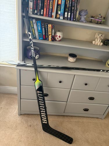 Senior Warrior R/m2 pro + Regular Goalie Stick 26" Paddle (Used)