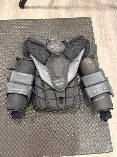 Large Bauer Vapor Flylite Goalie Chest Protector Pro Stock (Used)