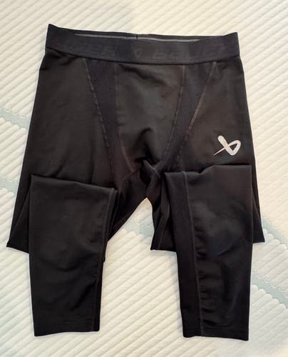 Black Large Men's Bauer Compression (Used)